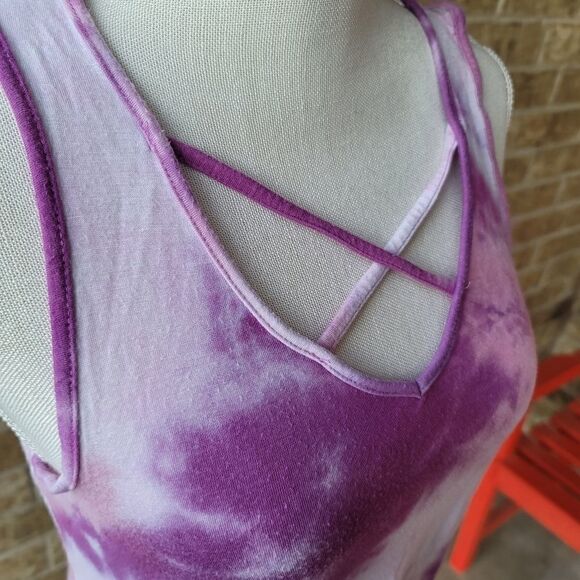 Bundle of 4 tops sleeveless short sleeve crew v ne - Picture 6 of 13